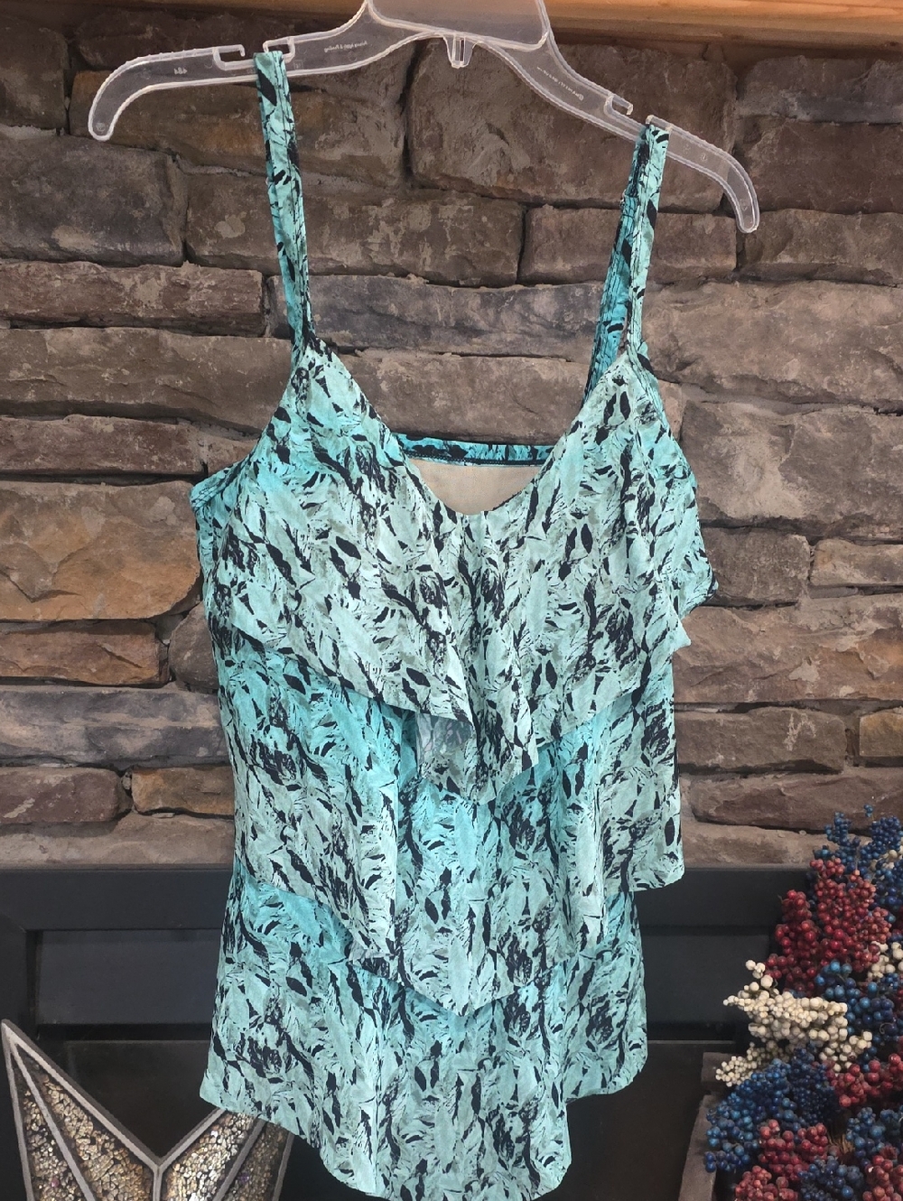 Ruffle Tankini Top Sz L/XL see Measurments